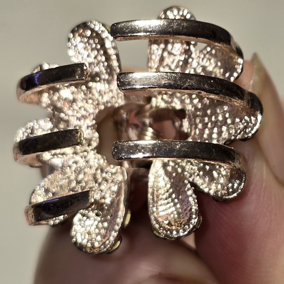 Multicolour Crystals Gold Tone Heavy Metal Hair Clip 18 - Picture 4 of 5